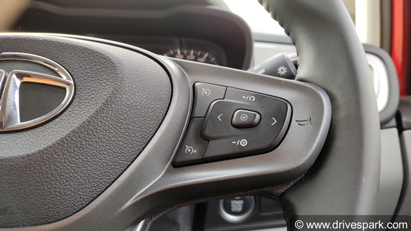 Tata Altroz First Drive Review: Driving Impressions, Performance, Handling, Mileage, Features & All Other Details