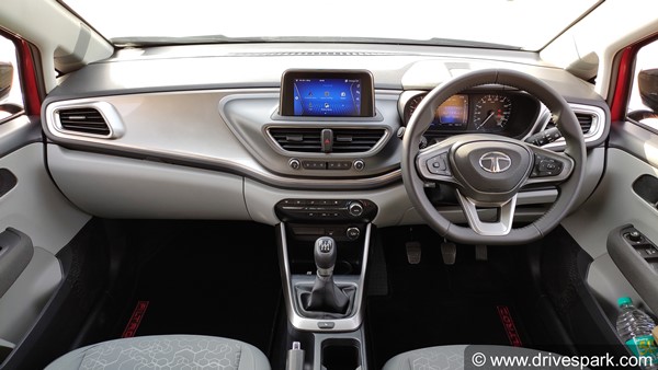 Tata Altroz First Drive Review: Driving Impressions, Performance, Handling, Mileage, Features & All Other Details