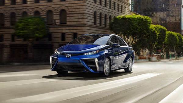Fuel Cell Electric Vehicles Are The Future Say EV Manufacturers: Tesla Says No