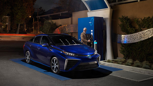Fuel Cell Electric Vehicles Are The Future Say EV Manufacturers: Tesla Says No