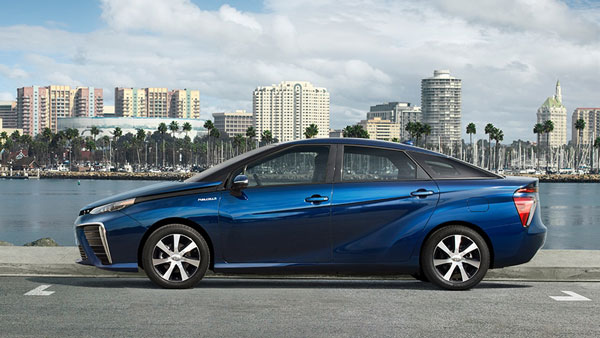 Fuel Cell Electric Vehicles Are The Future Say EV Manufacturers: Tesla Says No