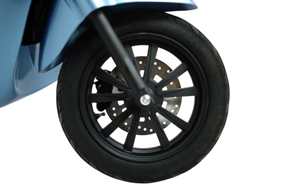 Benling Aura Electric Scooter Launched In India At Rs 99,000 On Road