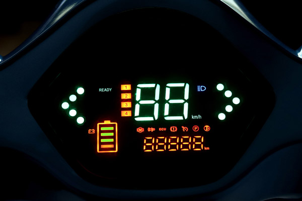 Benling Aura Electric Scooter Launched In India At Rs 99,000 On Road