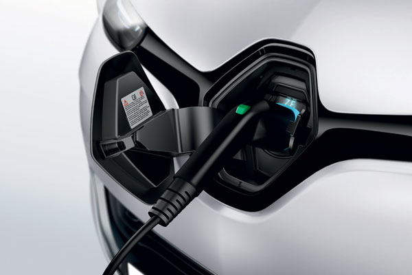 Renault Zoe Electric To Be Unveiled At 2020 Auto Expo: India Launch Possible In 2021