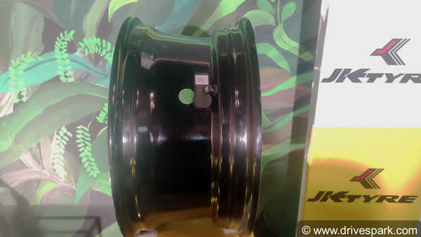 JK Tyre Unveils Smart Tyre: Features Pressure Monitoring System, GPS And More