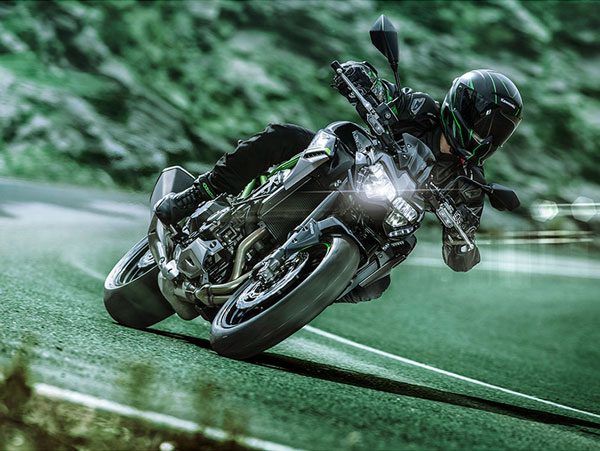 Kawasaki Z900 BS4 2020 Model Launched In India At Rs 7.99 Lakh Ex-Showroom Delhi