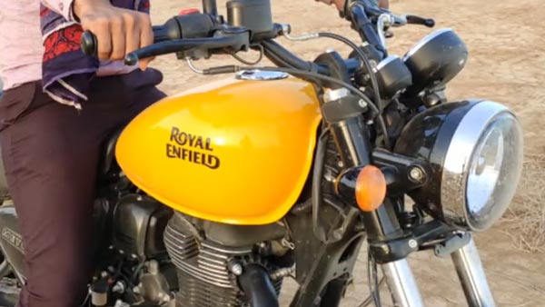 Spy Pics: Royal Enfield Meteor 350 Spied With Yellow Tank, Twin Pod Instrument Cluster, & More