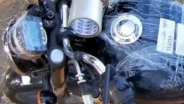 Spy Pics: Royal Enfield Meteor 350 Spied With Yellow Tank, Twin Pod Instrument Cluster, & More