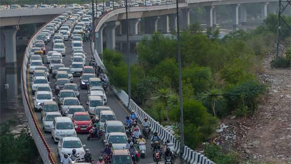BS4 Vehicle Sales Extension Plea Filed By FADA & SIAM With Supreme Court: Details