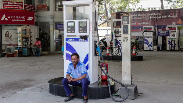 Fuel Demand In India Decreases By 50 Percent During April: LPG Consumption Increase