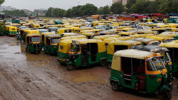 Delhi Government Financially Helps 14 Per Cent Of City’s Auto-Rickshaw Drivers With Rs 5,000 Each