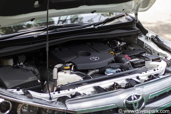 Toyota Innova Crysta With 2.8-Litre Diesel Engine Sales Stopped : Will Not Receive BS6 Update