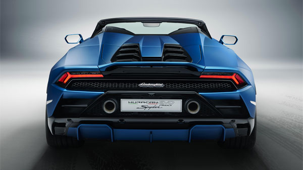 Lamborghini Huracan EVO Rear-Wheel Drive Spyder Launched Via Augmented Reality — An Industry First