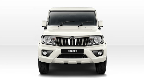 Mahindra Resumes Retail Operations: Reopens 300 Outlets Across India