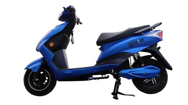 Top Bike News Of The Week: BMW F 900 R, F 900 XR, Versys 1000, BattRE Scooters Launched & More