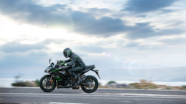 Kawasaki Ninja 1000SX 2020 Model Reaches Dealerships: Deliveries Begin
