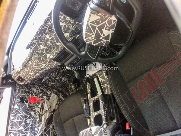 Next-Generation Mahindra XUV500 Spotted Testing Again