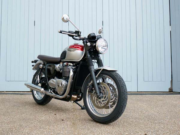 Bajaj Triumph Motorcycle To Be Introduced by 2022: No Delays Expected Due To Covid-19
