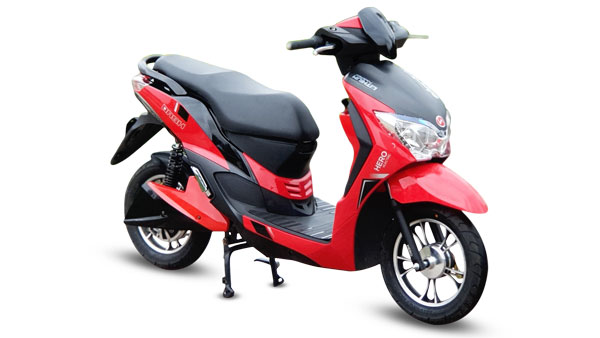 Honda Motor Japan Sues Hero Electric Over Design Infringement: Hero Electric Dash Said To Have Copied Design Of Honda Moove Electric Scooter