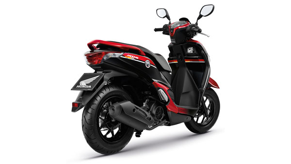 Honda Motor Japan Sues Hero Electric Over Design Infringement: Hero Electric Dash Said To Have Copied Design Of Honda Moove Electric Scooter