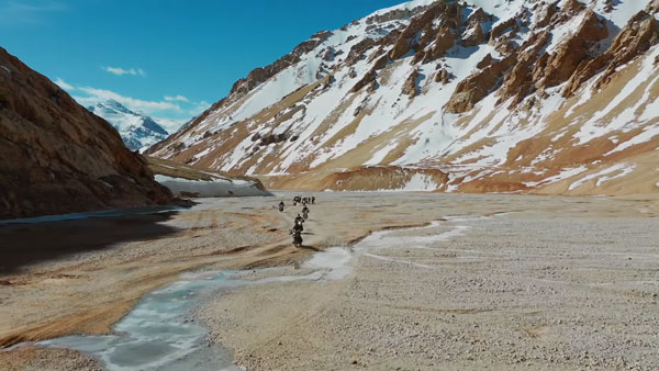 Indian Army Conquers Karakoram Pass On Royal Enfield Himalayan Motorcycles