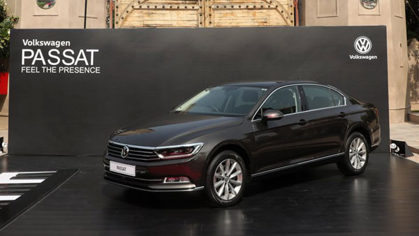 Spy Pics: Volkswagen Passat Facelift Spotted Testing Ahead Of Launch