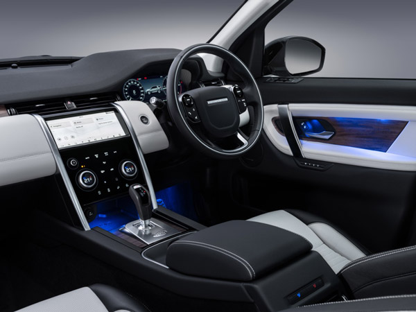 Land Rover Discovery Sport & Range Rover Evoque BS6 Deliveries Begin In India