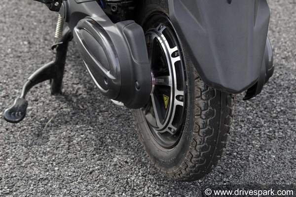 Ampere Magnus Pro Electric Scooter Review: Performance, Ride & Handling, Specs, Range, Features, Availability & All Other Details