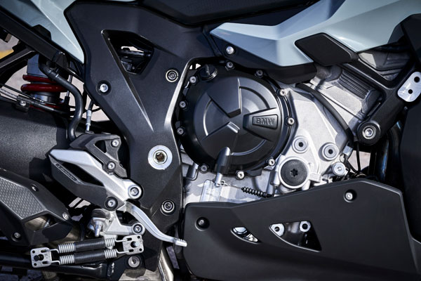 2020 BMW S 1000 XR Pro Launched In India At Rs 20.90 Lakh: Specs, Features, Bookings, Deliveries & All Other Details