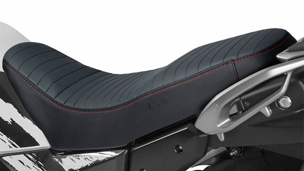 Hero Reveals New Seat Covers And Helmet For The XPulse 200 BS6