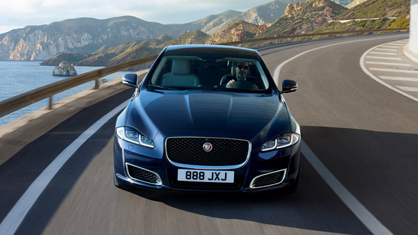Jaguar Land Rover Introduces Contactless Touchscreen Technology Amidst COVID-19 Pandemic