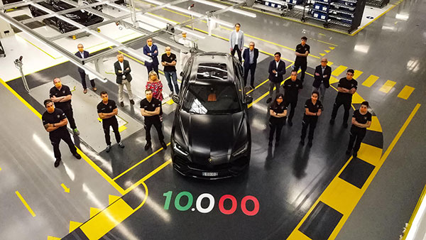 Lamborghini Urus Achieves 10,000 Units Production Milestone: Details