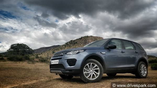 Jaguar Land Rover Introduces Contactless Touchscreen Technology Amidst COVID-19 Pandemic