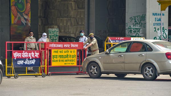 1,200 Vehicles Fined In Noida For Violating COVID-19 Rules & Regulations