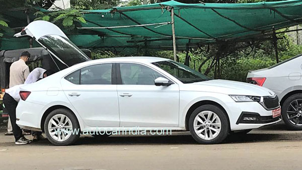 All-New Skoda Octavia Spotted Testing In India: Details & Specifications