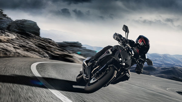 New Kawasaki Z1000 (2021) Unveiled: Specs, Features, Changes & Other Details