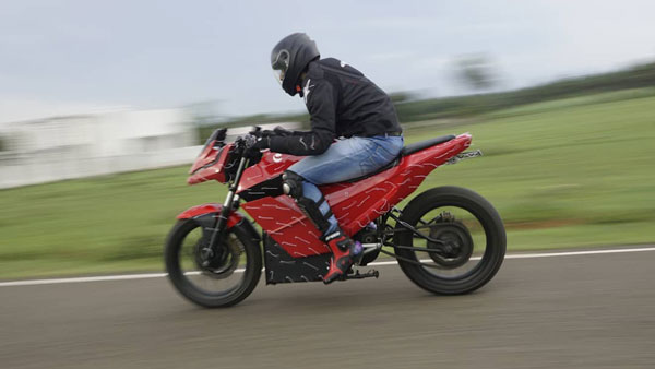 eMotion Surge Electric Motorcycle Spotted Testing In Coimbatore: Range, Specs, Features & Others Details