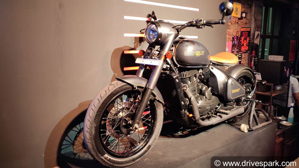 Jawa Motorcycles Partner With Ceat Tyres: Perak Bobber Motorcycle To Feature Specially Developed Ceat Zoom Cruz Rubber