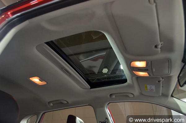Kia Sonet Review (First Look): Design, Interiors, Specs, Features & Other Details Explained