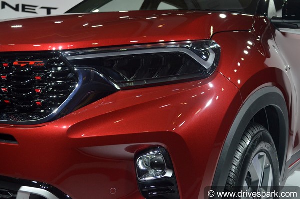 Kia Sonet Review (First Look): Design, Interiors, Specs, Features & Other Details Explained