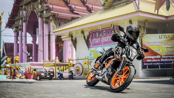 KTM 250 Duke To Recieve New Headlight Update: Prices Expected To Increase