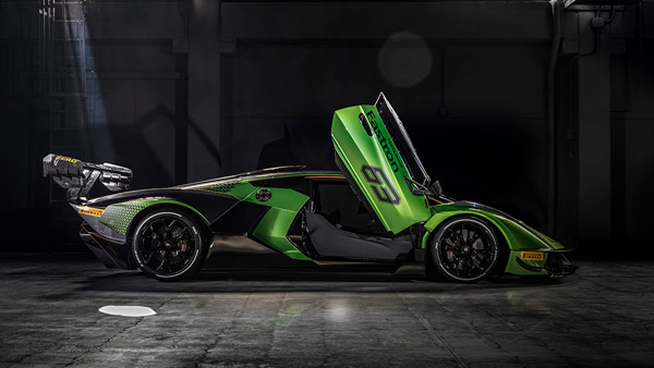 Lamborghini Essenza SCV12 Unveiled: Extremely Fast, Extremely Furious