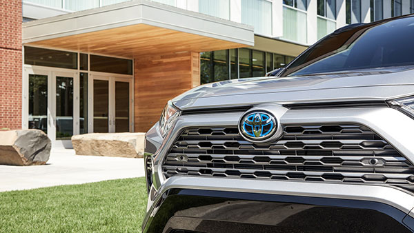 Toyota RAV4 Expected India Launch Next Year: Specs, Features & Other Details