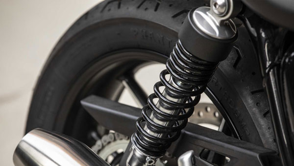 New (2020) Triumph Street Twin BS6 Launched In India At Rs 7.45 Lakh: Specs, Features & Other Details