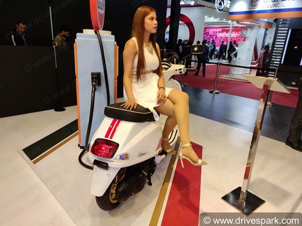 Vespa Racing Sixties Scooter Launch Date Confirmed For 1st September: Expected Prices, Specs, Features & Other Details