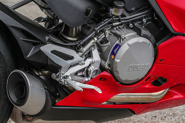 Top Bike News Of The Week: Hornet, Vulcan S, Panigale V2 Launched, Meteor Feature Revealed & More