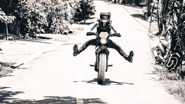 Yamaha XT 500 H2O Concept Motorcycle Revealed: Specs, Features & Other Details