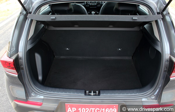 Kia Sonet Review (First Drive): Driving Impressions, Performance, Handling, Specs, Mileage, Features, Variants & All Other Details