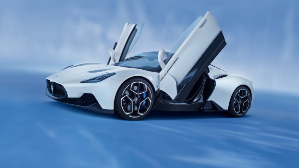 Maserati MC20 Unveiled: Specs, Features, Performance, Design & Other Details