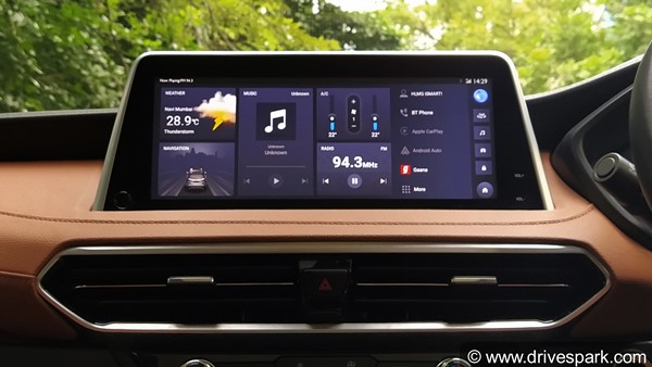 MG Gloster Review (First Drive): The New Luxury Off-Roader SUV In Town!